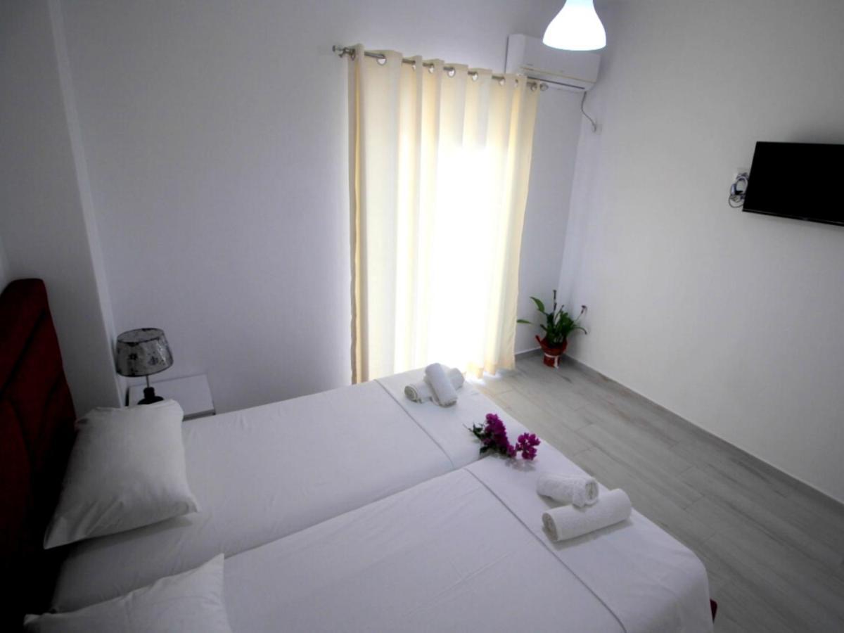 Gusto Di Casa Sarande Exterior photo